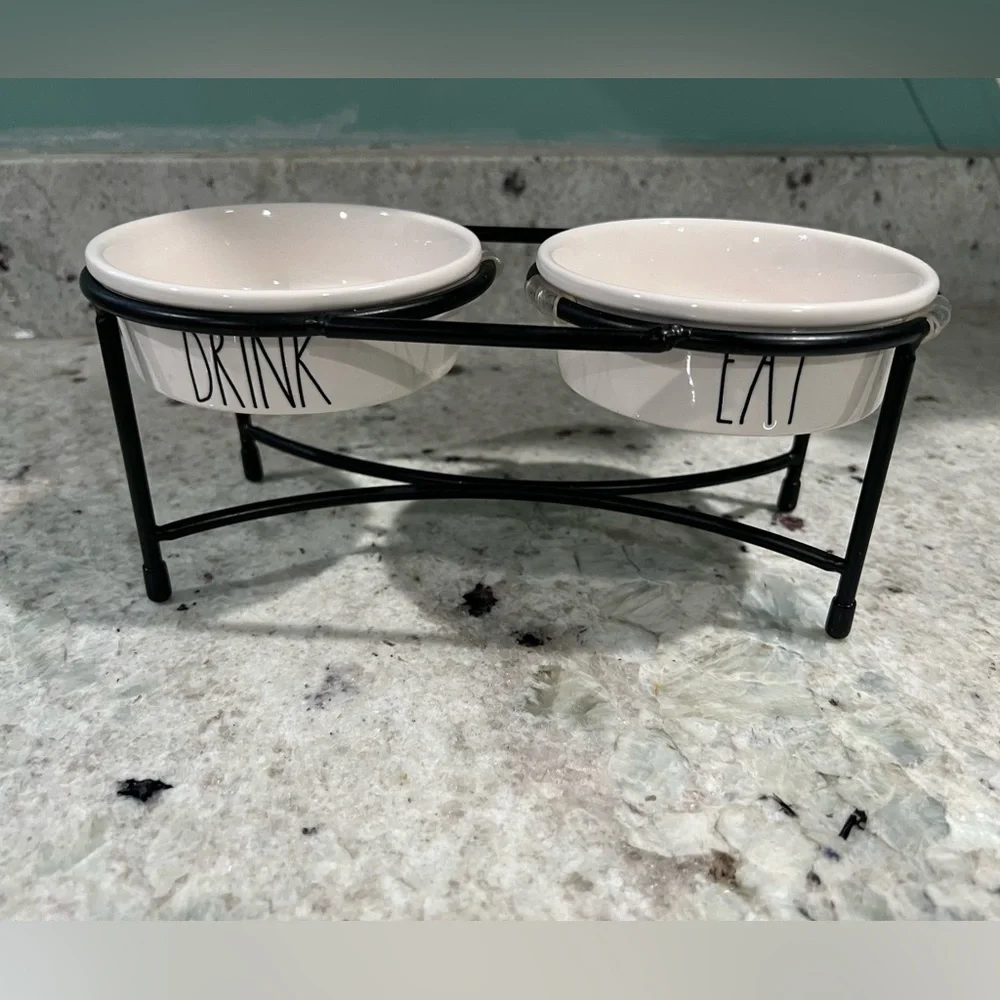 Raw Dunn dog bowls with stand